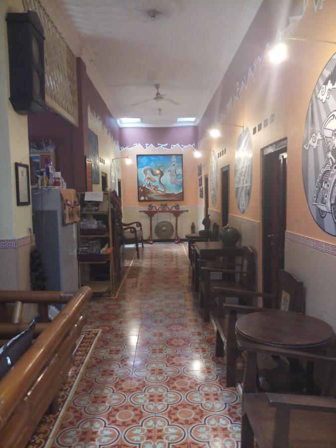 Losmen Setia Kawan Yogyakarta Exteriör bild